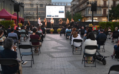 Pecha kucha express: Art, ciència i tecnologia